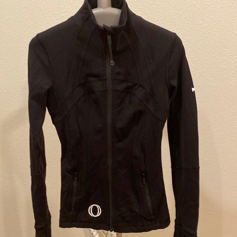 Lululemon  roped black jacket
